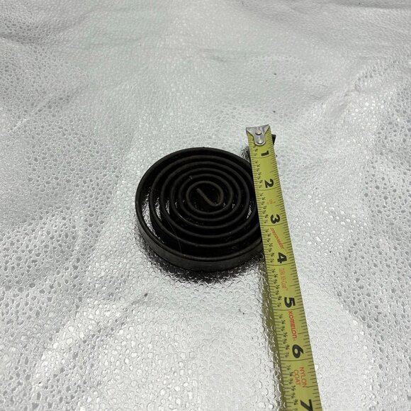 Vtg Cast Iron Spiral Spring Paperweight Steampunk Urban Gritty Industrial Decor‎ - Picture 3 of 7